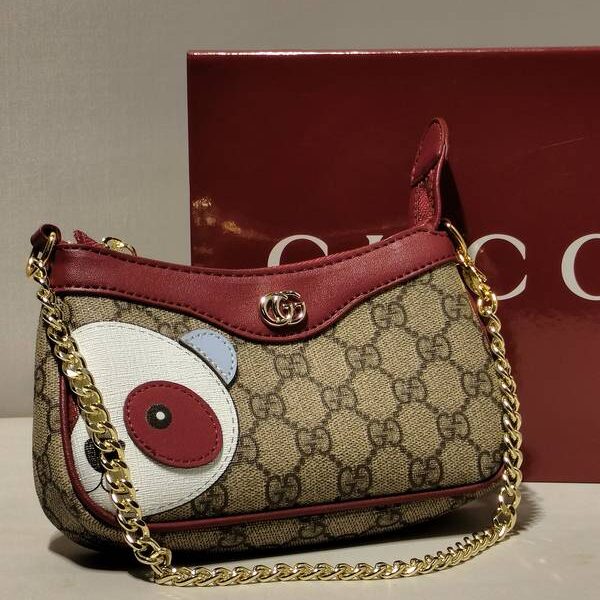 818763 gucci