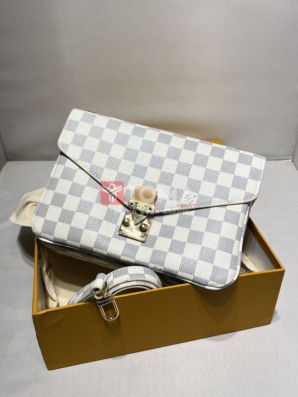 5371 lv 407803 - Image 1