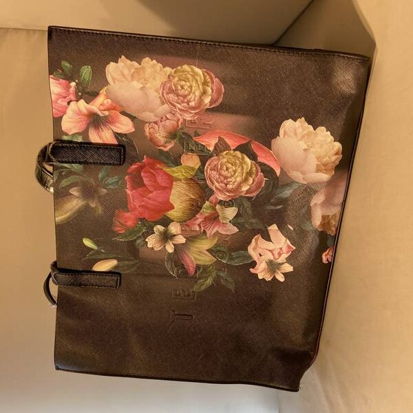 tedbaker 2003