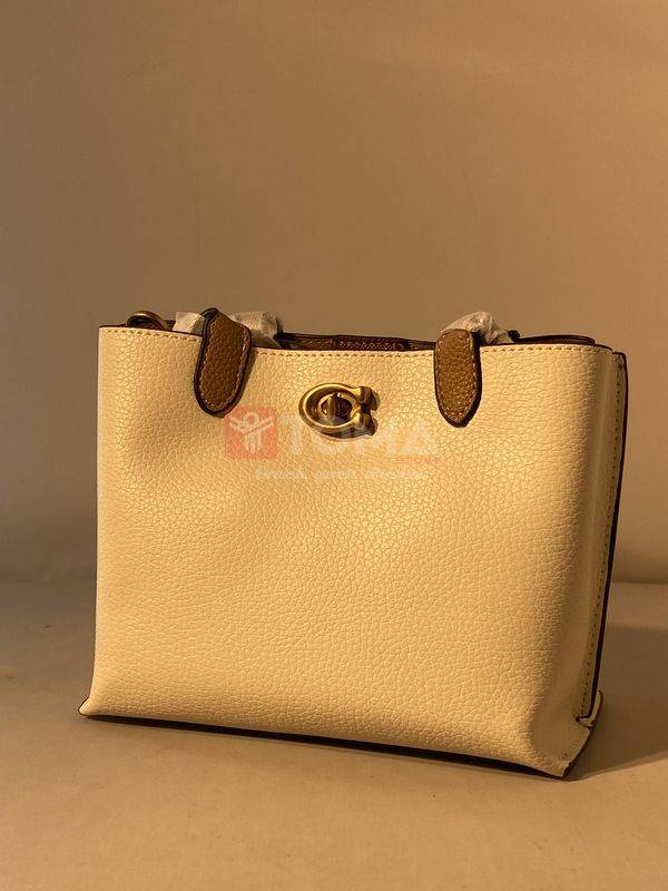 5414 coach 90012 - Image 1