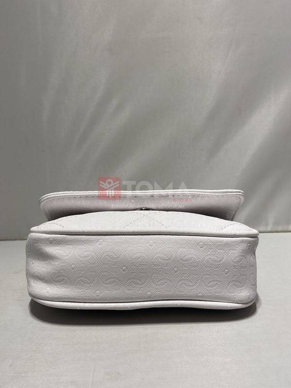 5460-2 guess 7948072 - Image 4