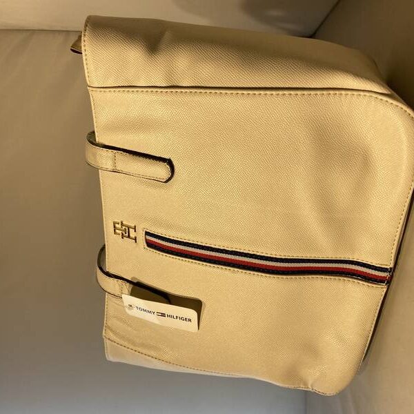 tommy copy l 5501