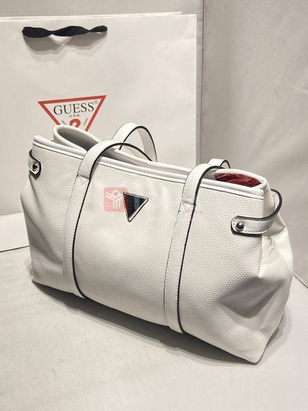 5528 guess copy l 5528 - Image 1