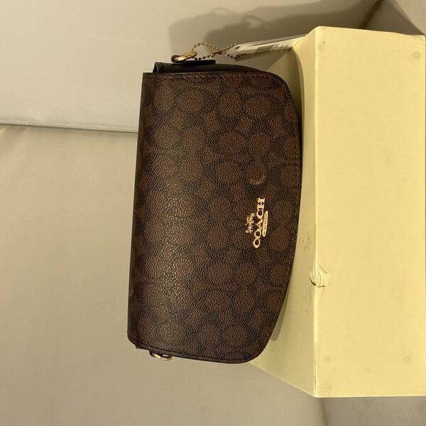 coach 1511