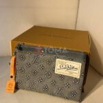 lv clutch 240720