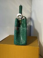 lv 2084652 - Image 3