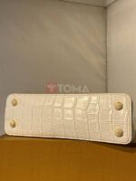 lv 2084654 - Image 4