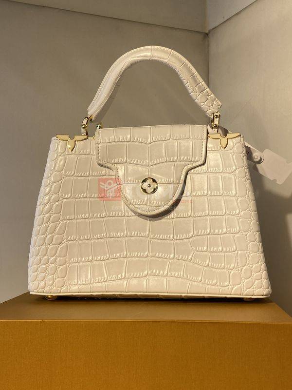 5662 lv 2084654 - Image 1