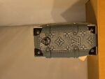 lv 24088 - Image 4