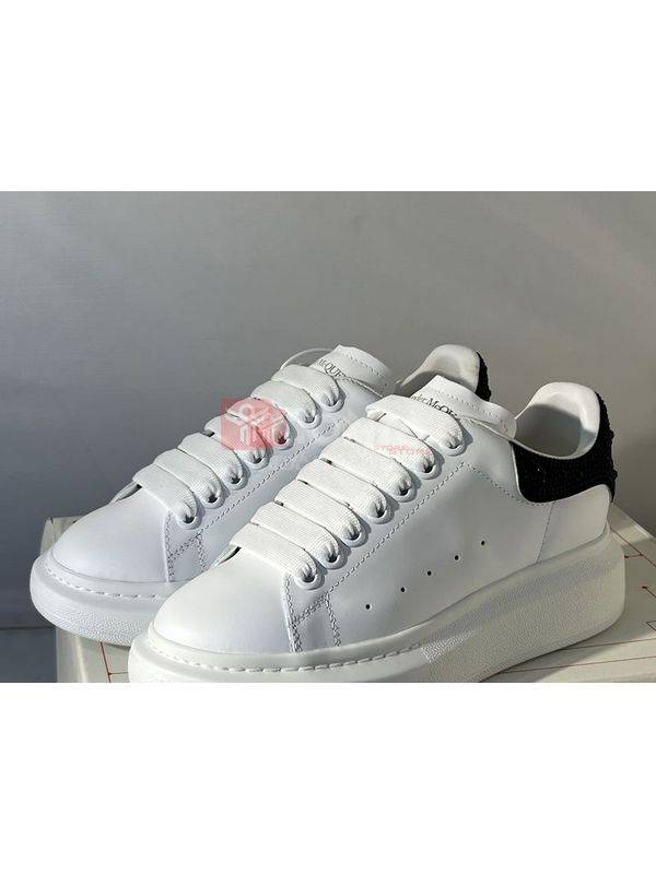 5857 alexander 4052187 - Image 1