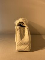 CHANEL CLASSIC FLAP BAG - Image 4