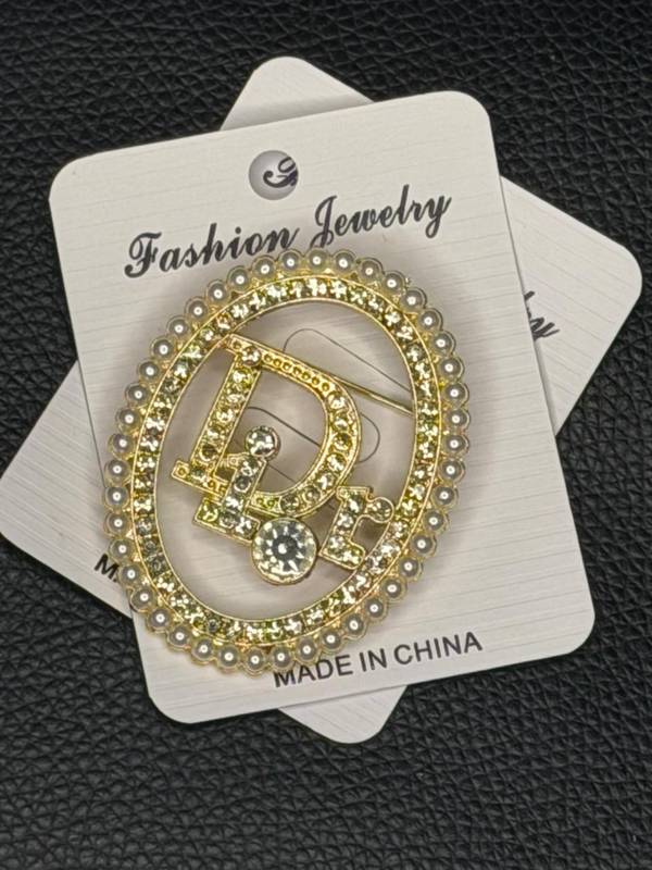 6000 BROOCH 014 - Image 1