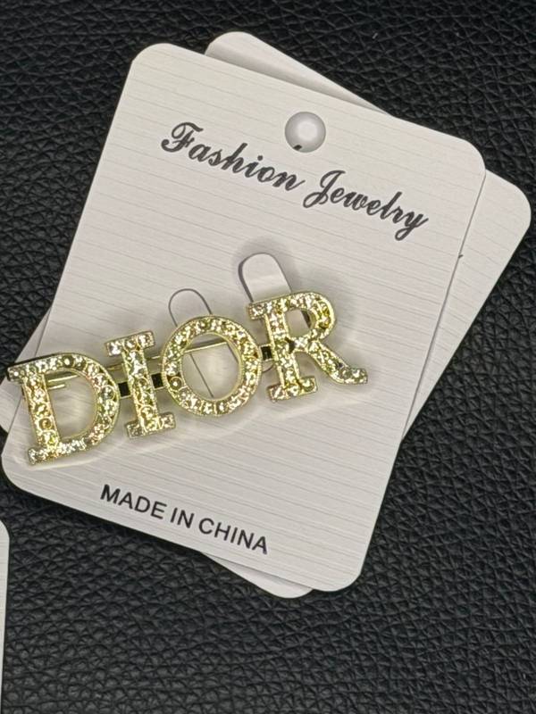 6040 BROOCH 054 - Image 1