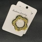 BROOCH 092