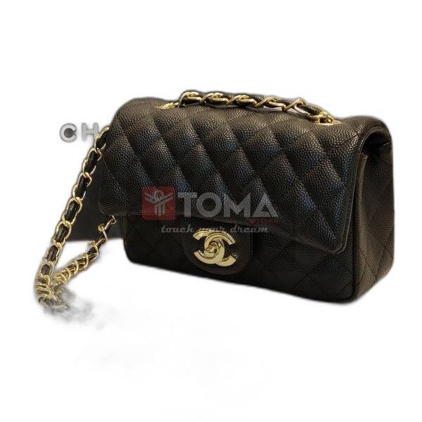 CHANEL CLASSIC FLAP BAG