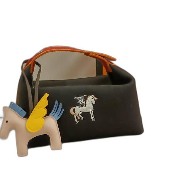 bride-a-brac cabriole case bag