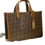 gigi large empire signature logo tote bag