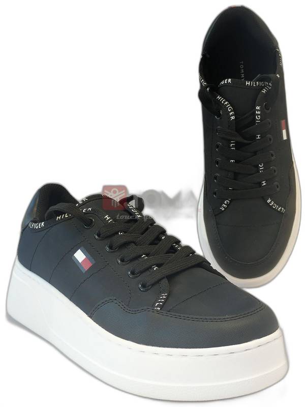 2052 sneaker - Image 1