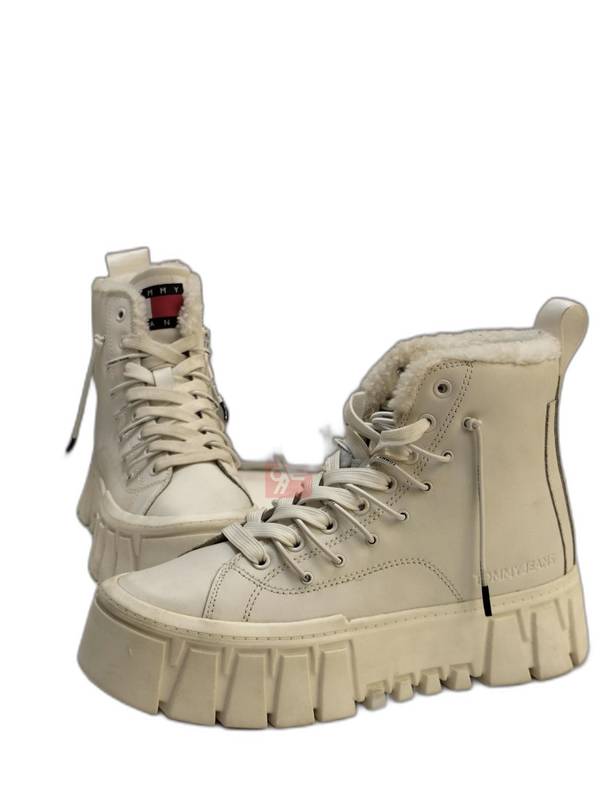 2134 sneaker - Image 1