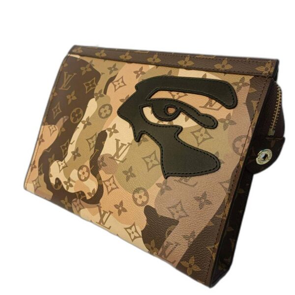 limidet eye clutch lv