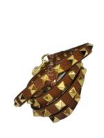 rockstud crossbody pouch in grainy calfskin - Image 5