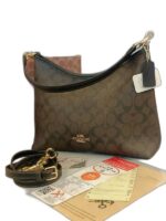 laurel shoulder bag in signatre canvas