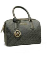 medium hayes duffle bag vanilla