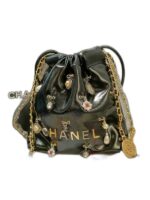 CHANEL 22 SMALL HANDBAG
