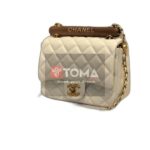 flap bag with wood handel