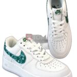 NIKE AIR FORCE 1 LOW GREEN PAISLEY SNEAKERS