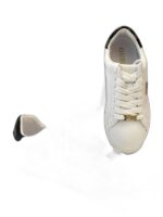 GUESS 4300 - Image 2