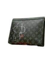 LV CLUTCH 1029 - Image 3