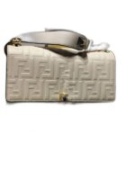 fendi 425-253