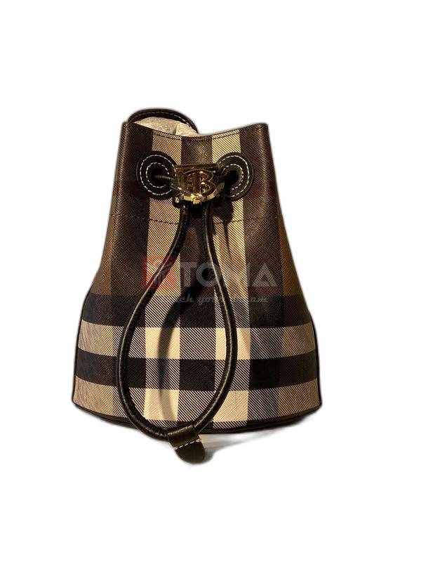 5678 burrbery 669261 - Image 1