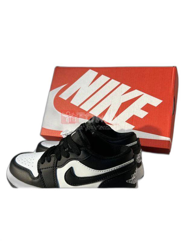 5749 nike dunk 2923010 - Image 1