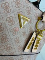 GUESS 6897 - Image 3