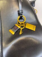 GUESS 6918 - Image 2