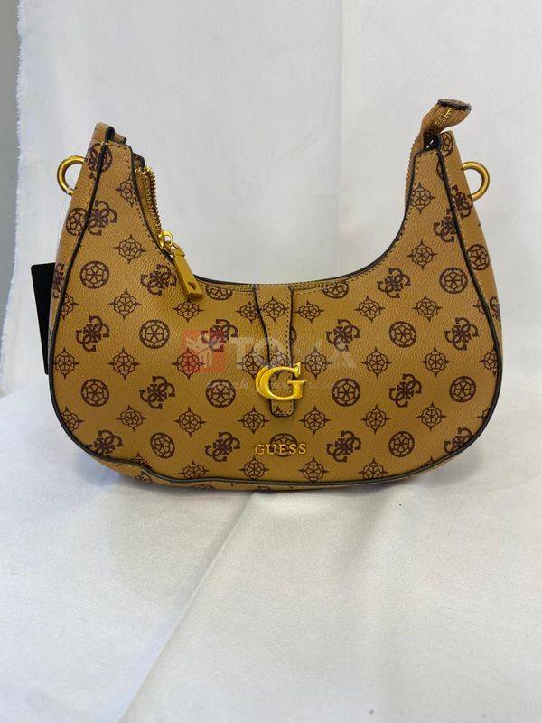 6986 GUESS 6986 - Image 1