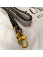 GUESS 6995 - Image 4