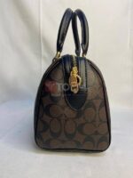 COACH 1020 - Image 4