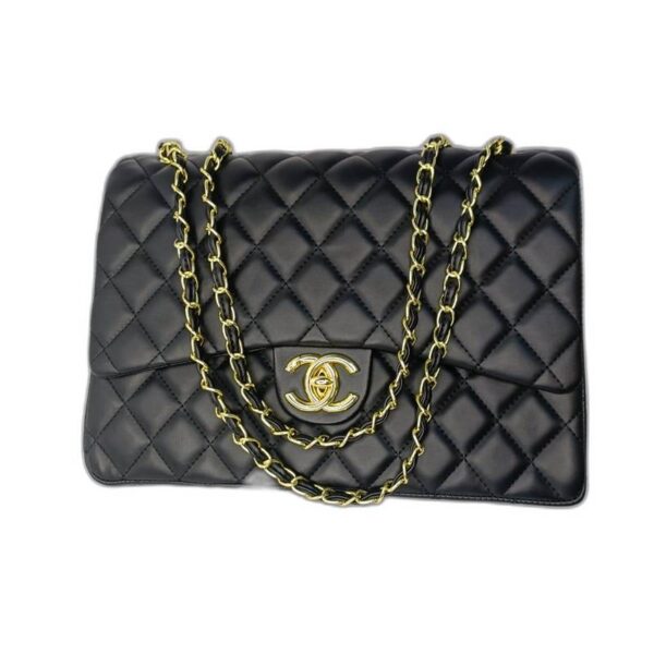 CHANEL CLASSIC FLAP BAG