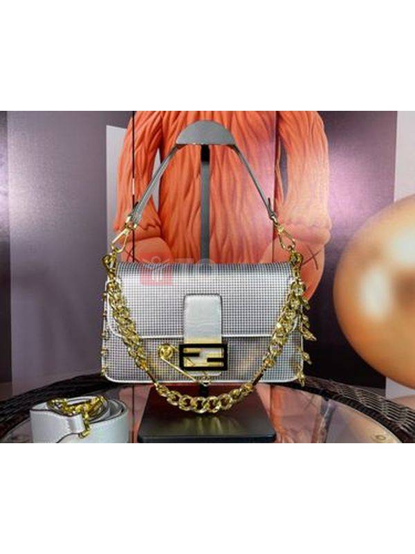 590 baguette fendace - Image 1