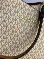 MK 100825-1 - Image 3