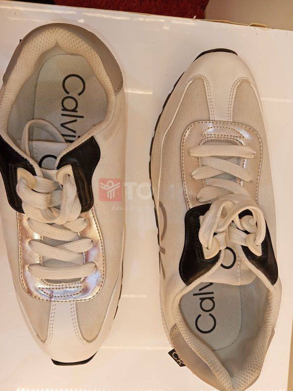 2032 sneaker - Image 1