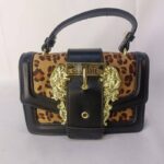 سبب الخصم ديفو بسيط جدا في اللوجو