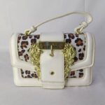 سبب الخصم ديفو بسيط جدا في اللوجو