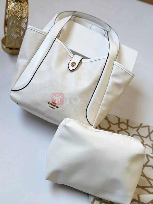 7535 COACH 7535 - Image 1