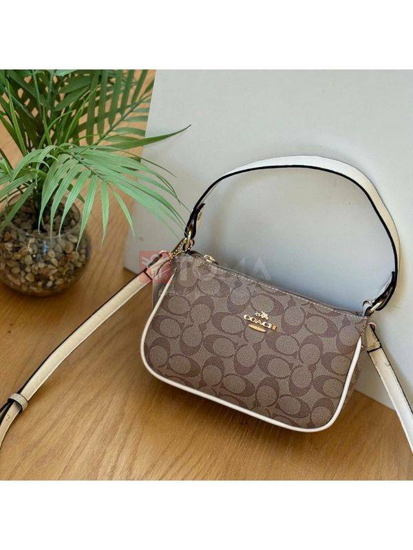 7545 COACH 7545 - Image 1